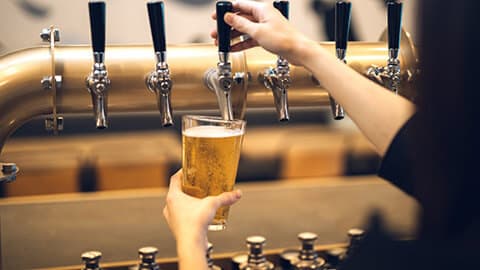 旅する人と暮らす人が集う宿。宿泊10％オフクーポン！